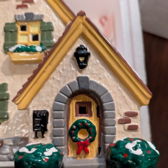 depaerment 56 Carmel Cottage Charming Holiday Village House with Lights - Picture 5 of 6